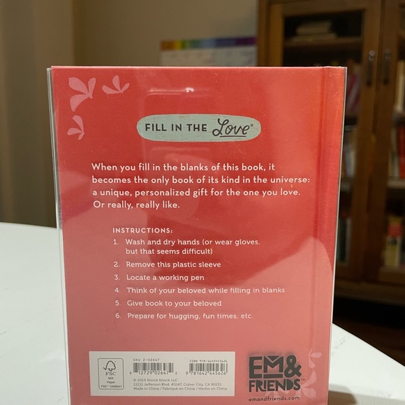 NEW! Customizable book “Things I Love About You” - Picture 3 of 10